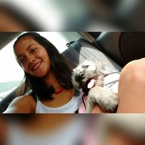 Meet your Posher, Laura